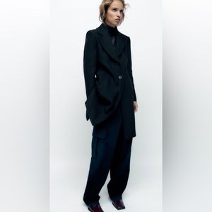 - Fitted Wool Coat Zara Size Medium